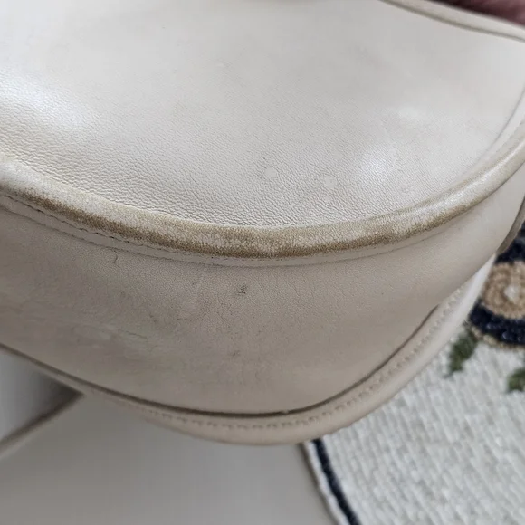 Vintage Coach Watson Crossbody Bag - Picture 10 of 16
